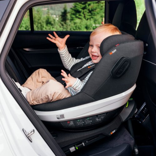 Autosedačka BeSafe BEYOND 360 2025 - Varianta: BeSafe Beyond 360 2025 fresh black cab