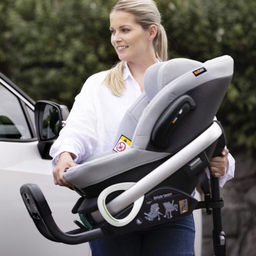 Autosedačka BeSafe STRETCH 2025 - Varianta: BeSafe Stretch anthracite mesh