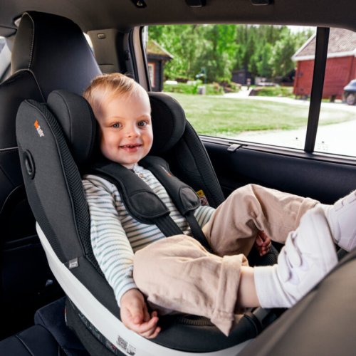 Autosedačka BeSafe BEYOND 360 2025 - Varianta: BeSafe Beyond 360 2025 fresh black cab