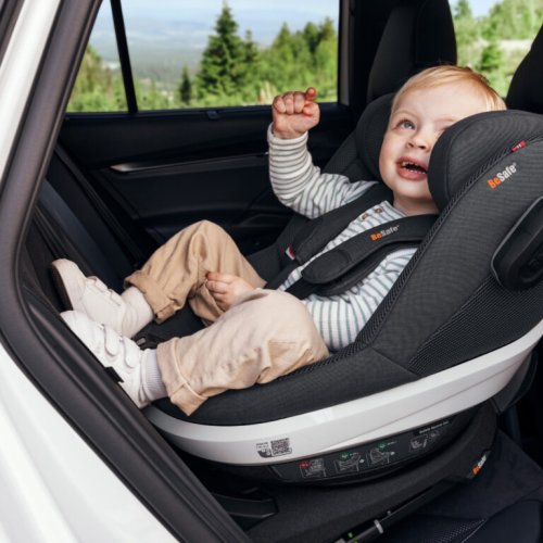 Autosedačka BeSafe BEYOND 360 2025 - Varianta: BeSafe Beyond 360 2025 fresh black cab