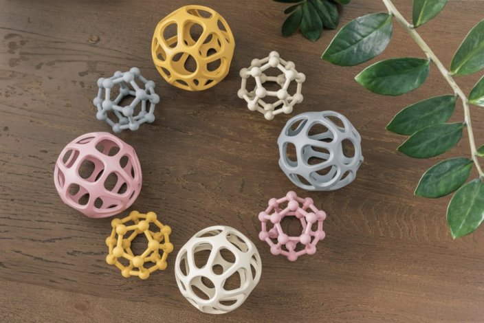 Silikonové kousátko ROUND 2025 - Varianta: Mustard Yellow