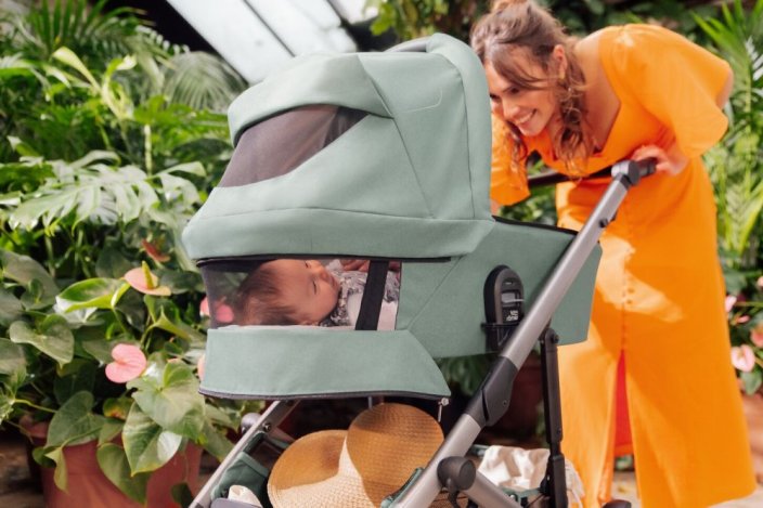Trojkombinace kočárku Britax SMILE 5Z +  Vario Base 5Z 2025